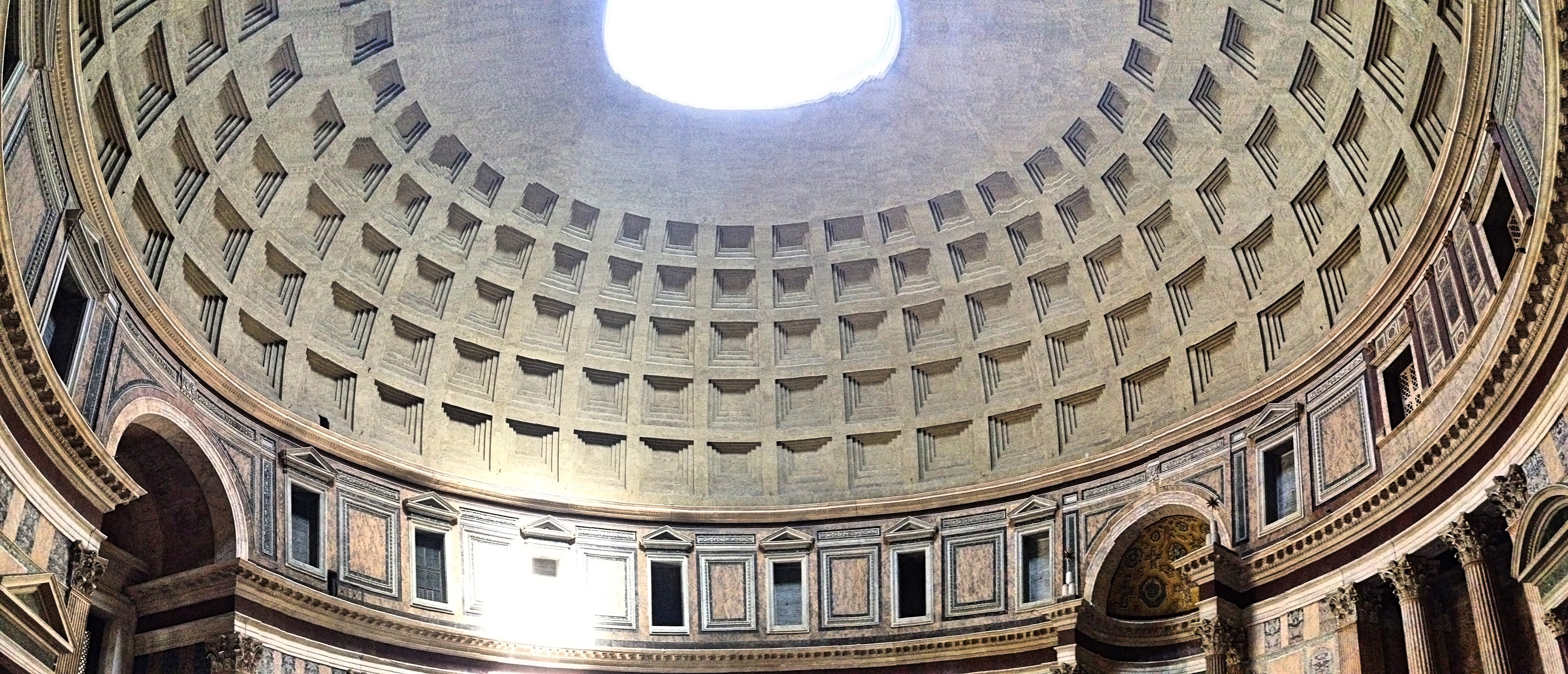 Pantheon_inside